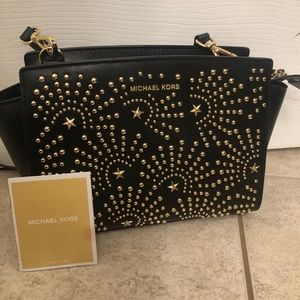 Black Michael Kors Crossbody